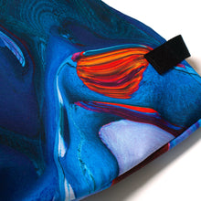 Lade das Bild in den Galerie-Viewer, ArtBag – The Milkmaid in Blau - Una Shop
